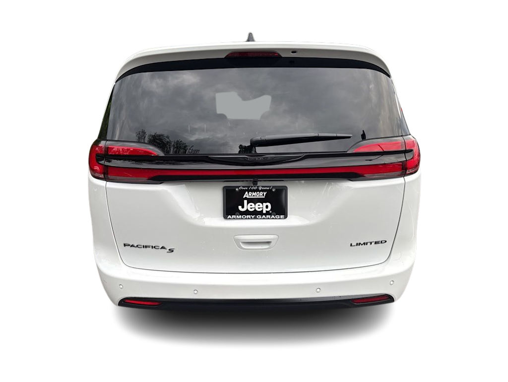 Thumbnail: 2026 Chrysler Pacifica - 4