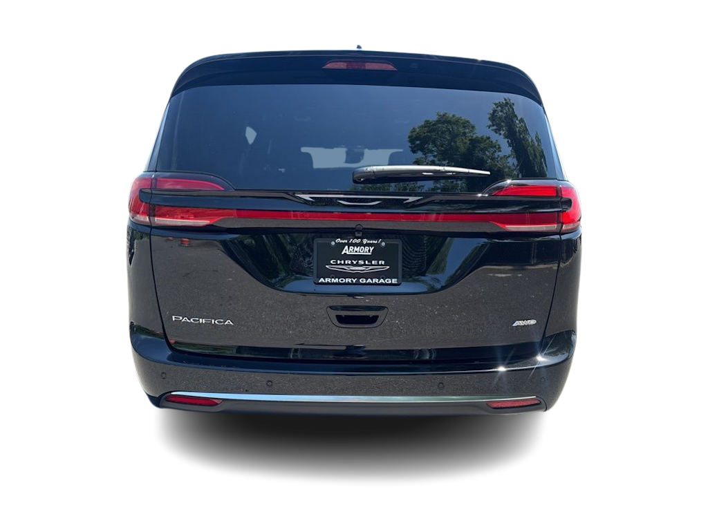 Thumbnail: 2027 Chrysler Pacifica - 4
