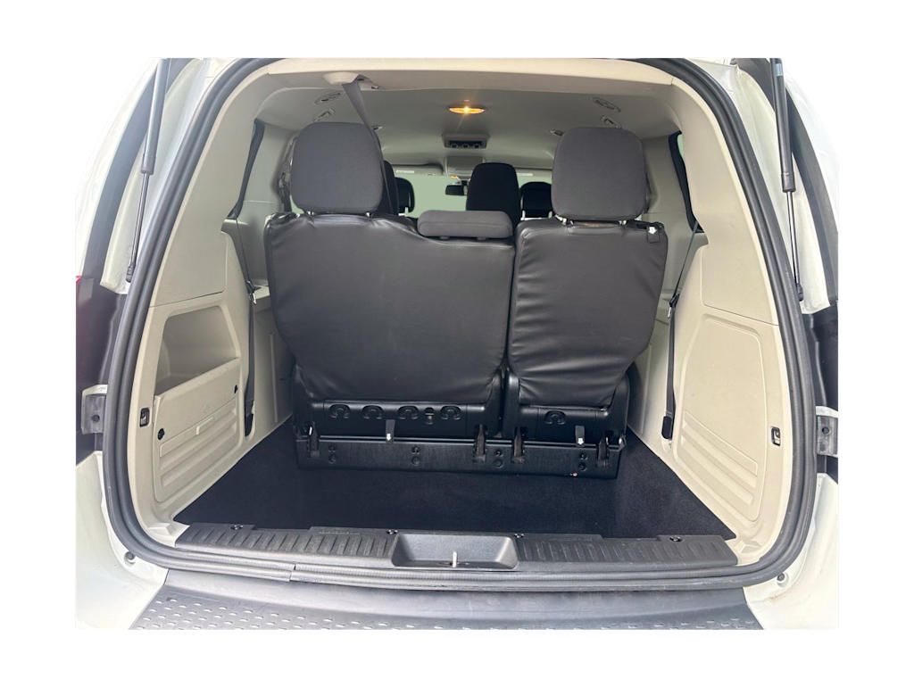 Thumbnail: 2019 Dodge Grand Caravan - 17