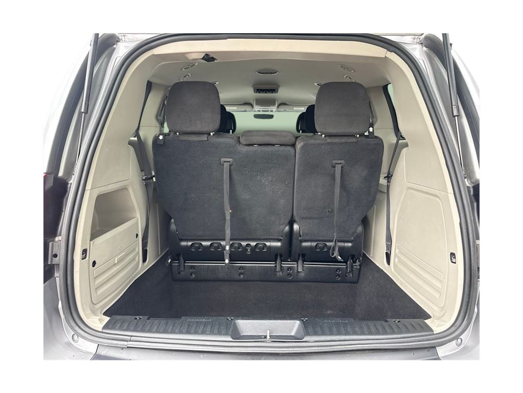 Thumbnail: 2016 Dodge Grand Caravan - 16