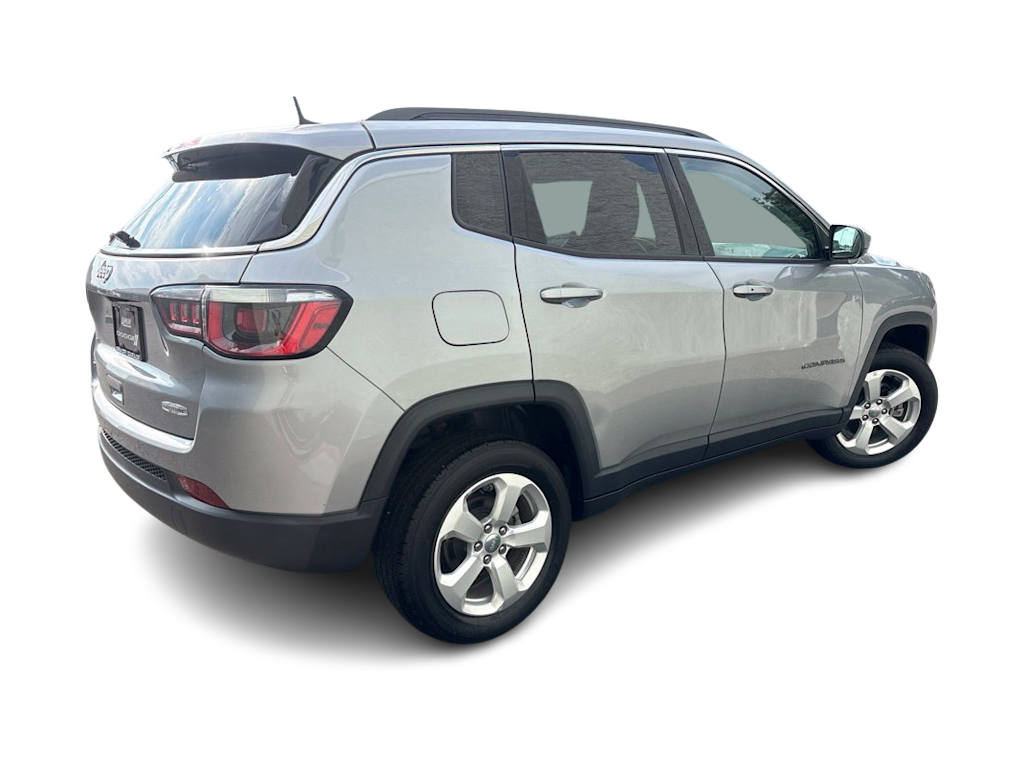 Thumbnail: 2019 Jeep Compass - 22