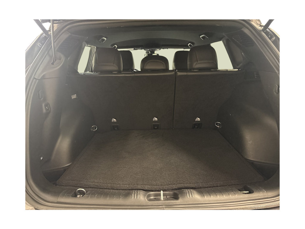 Thumbnail: 2022 Jeep Compass - 16