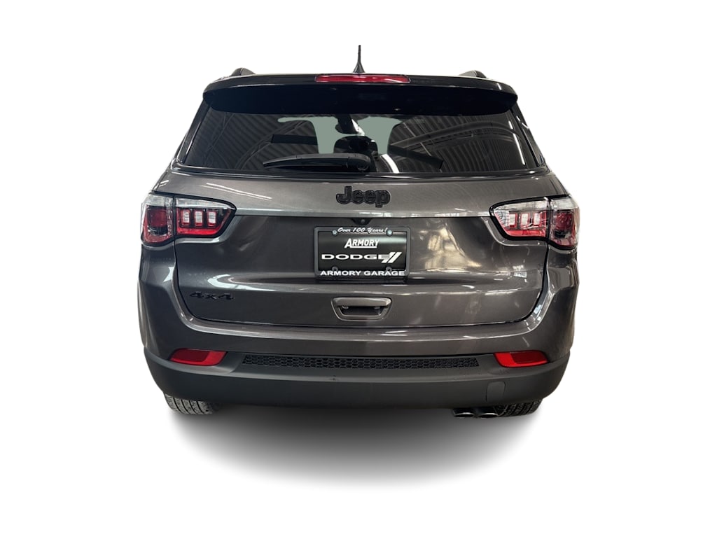 Thumbnail: 2022 Jeep Compass - 4