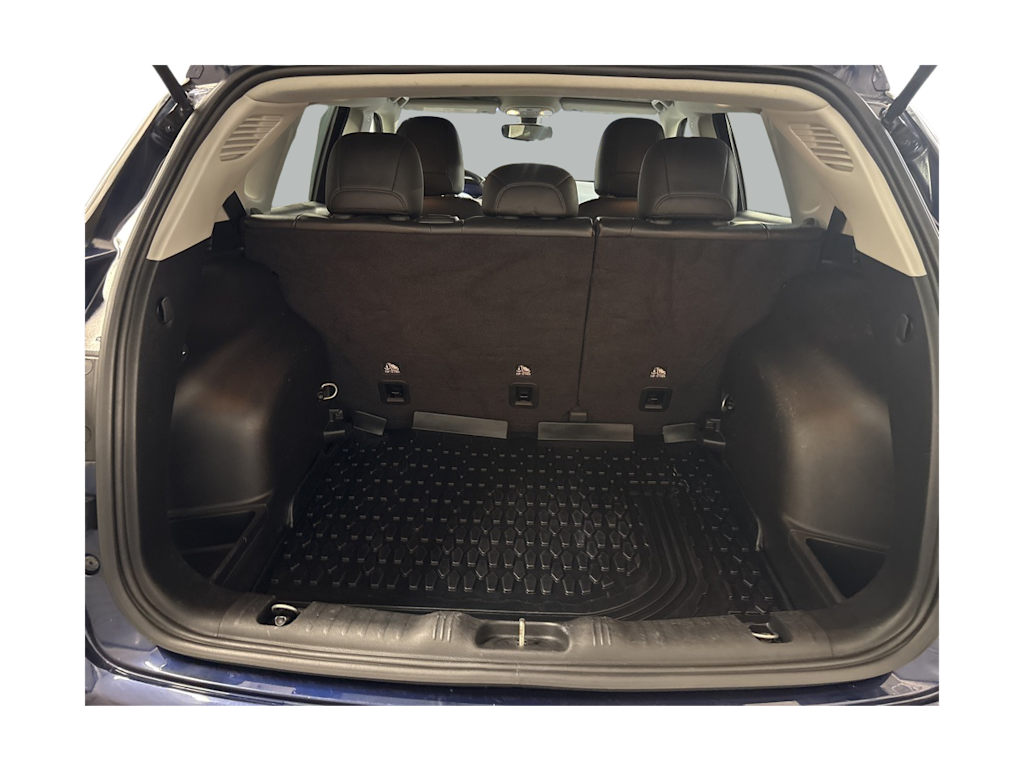 Thumbnail: 2020 Jeep Compass - 17