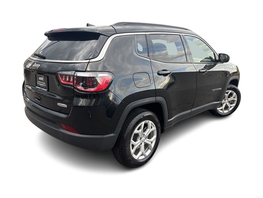 Thumbnail: 2024 Jeep Compass - 20