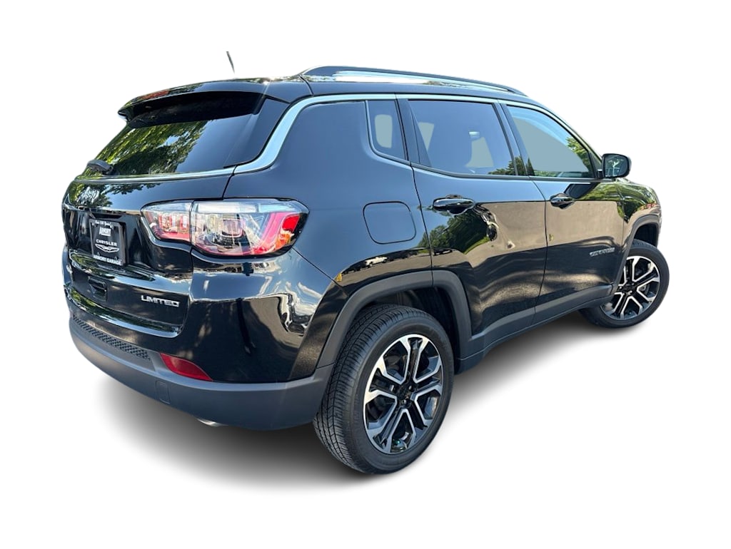 Thumbnail: 2022 Jeep Compass - 19