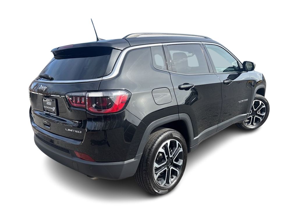 Thumbnail: 2022 Jeep Compass - 20