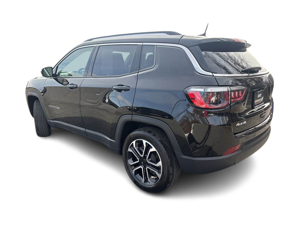 Thumbnail: 2022 Jeep Compass - 3