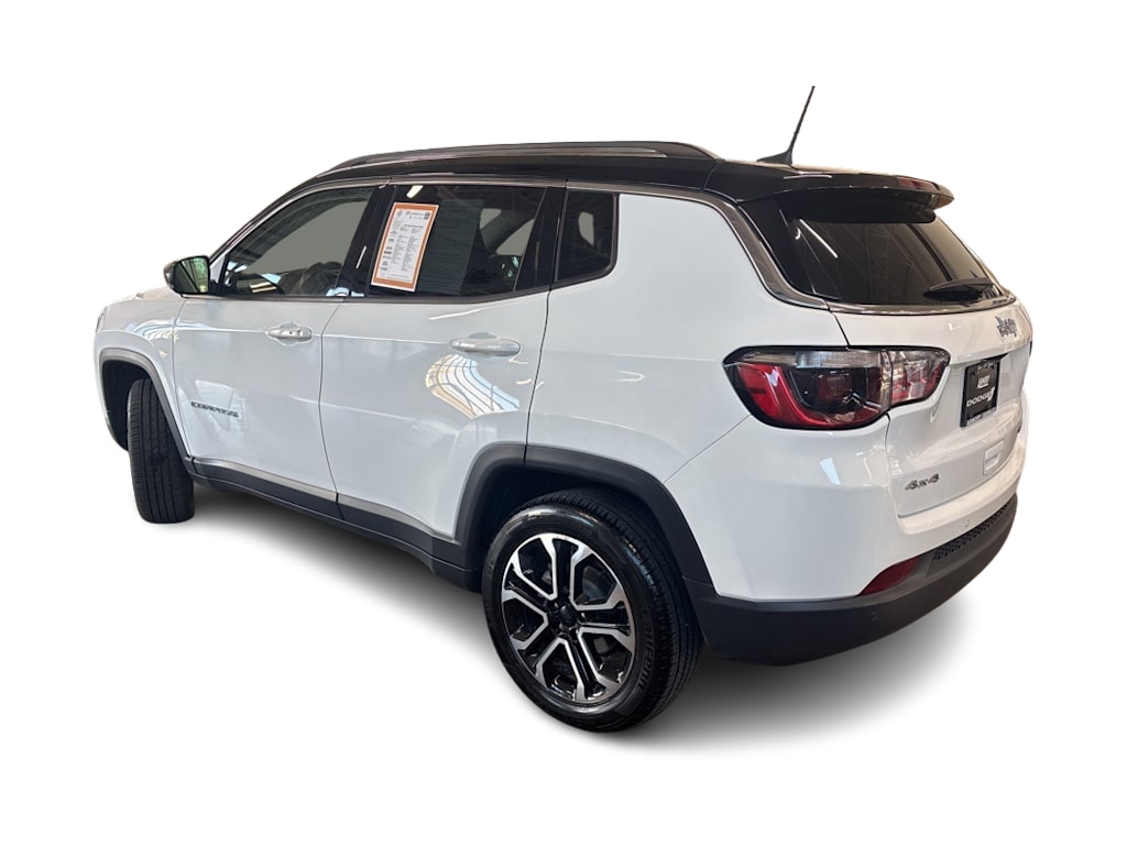 Thumbnail: 2022 Jeep Compass - 3