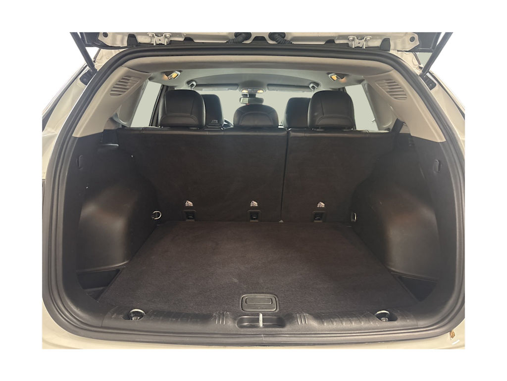 Thumbnail: 2022 Jeep Compass - 16