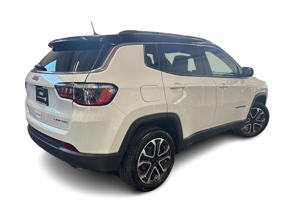 Thumbnail: 2022 Jeep Compass - 20