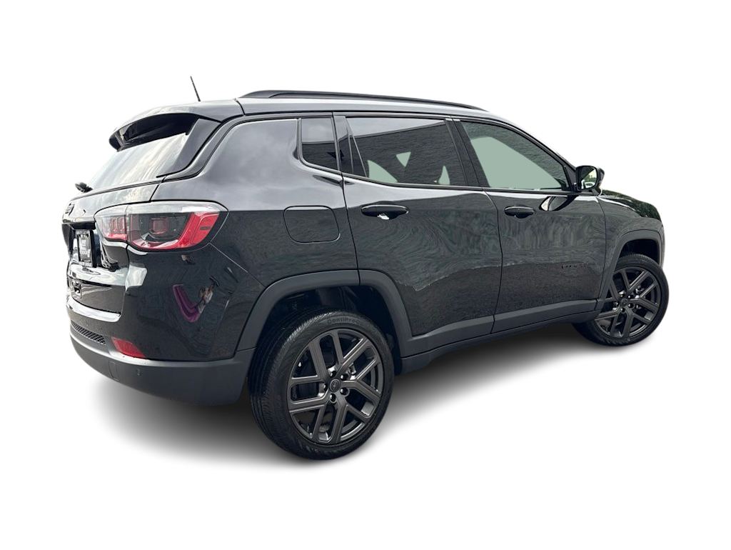Thumbnail: 2026 Jeep Compass - 21