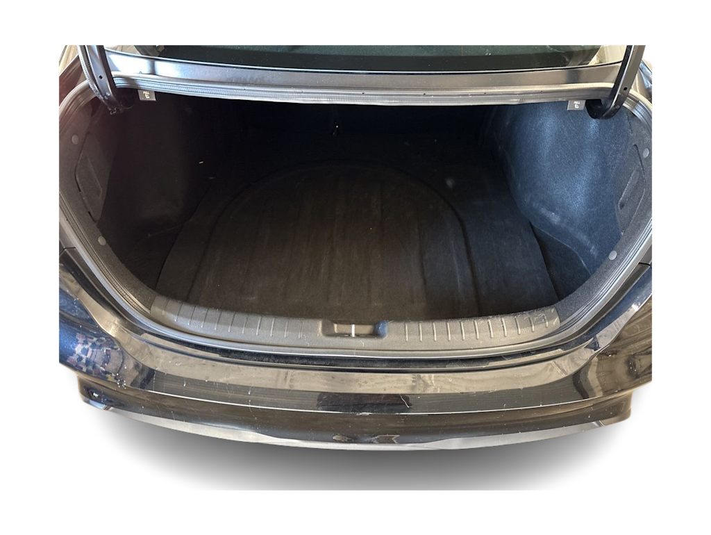 Thumbnail: 2023 Kia Forte - 16