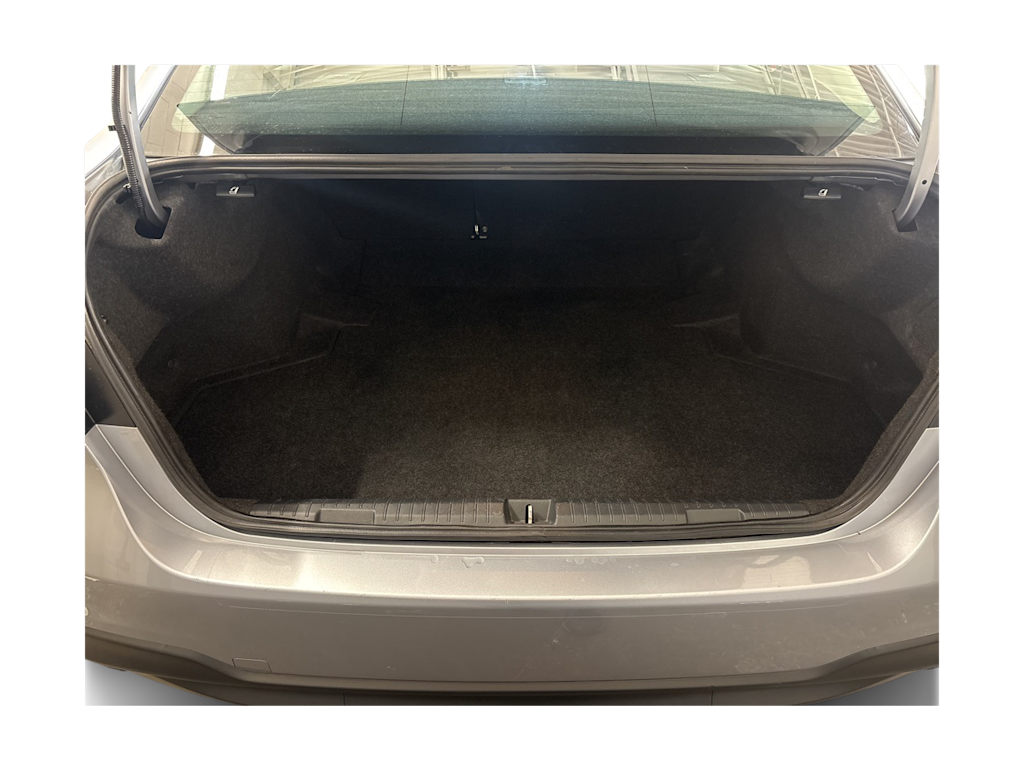 Thumbnail: 2024 Subaru Legacy - 16