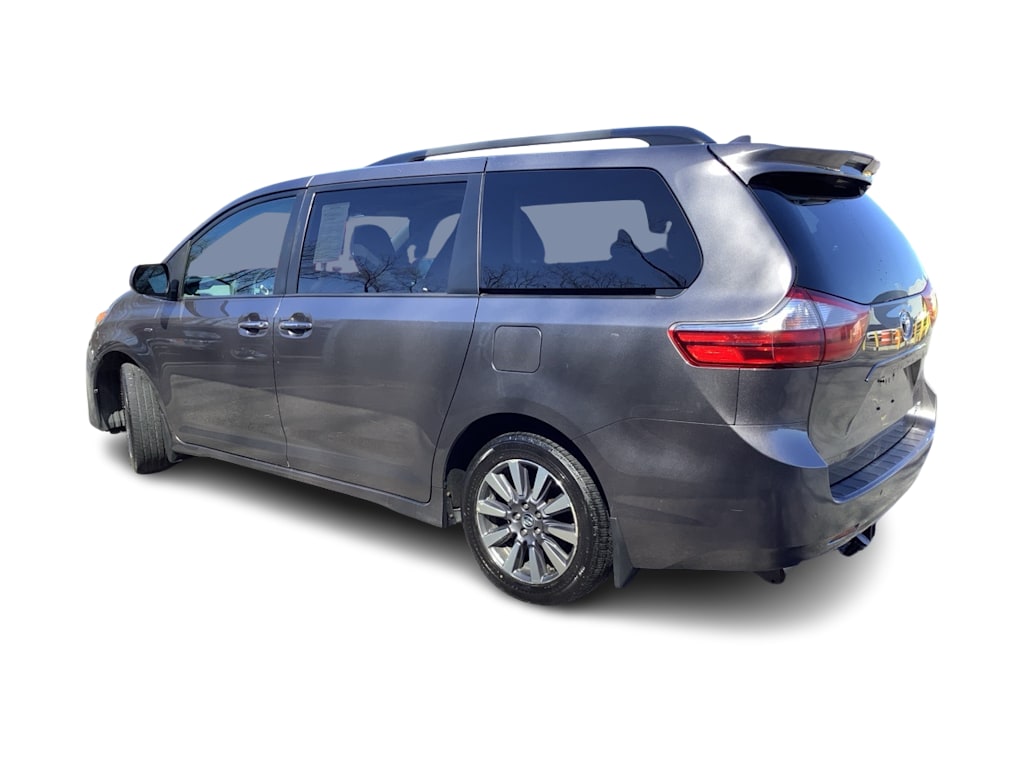 2019 Toyota Sienna XLE Premium 3