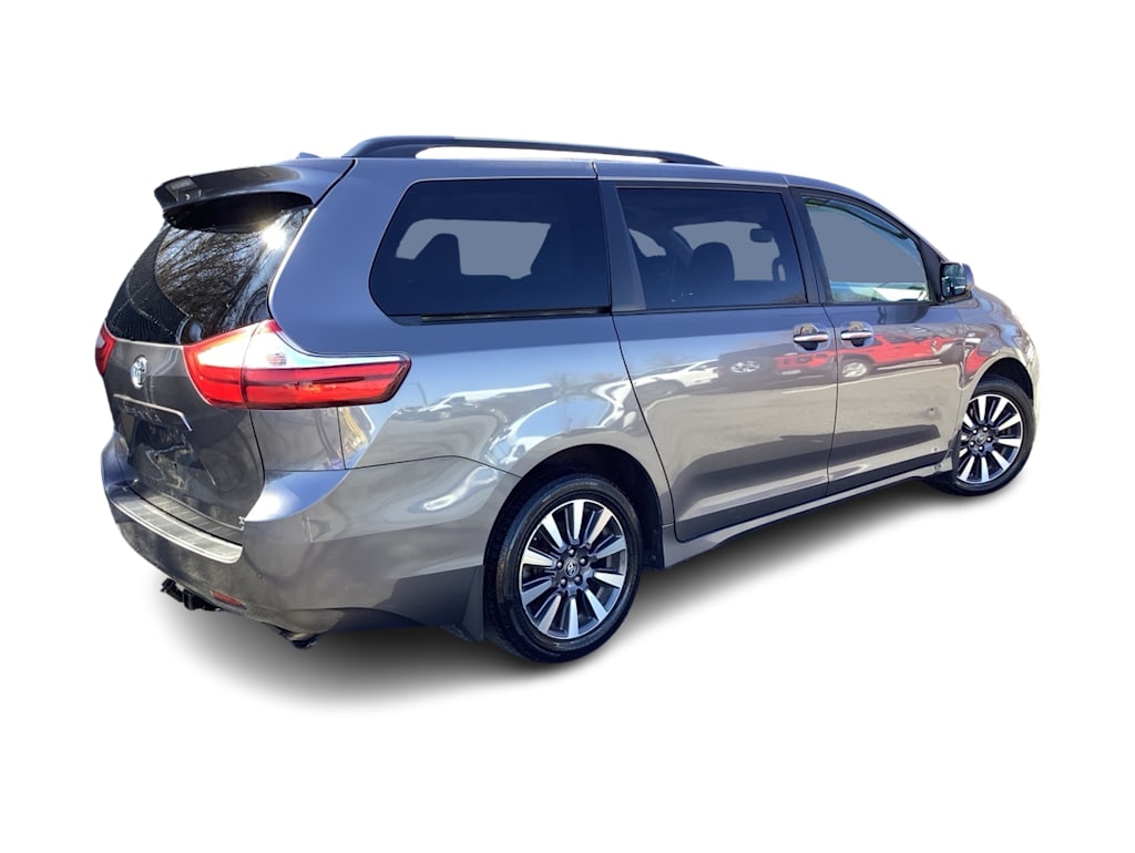 2019 Toyota Sienna XLE Premium 20