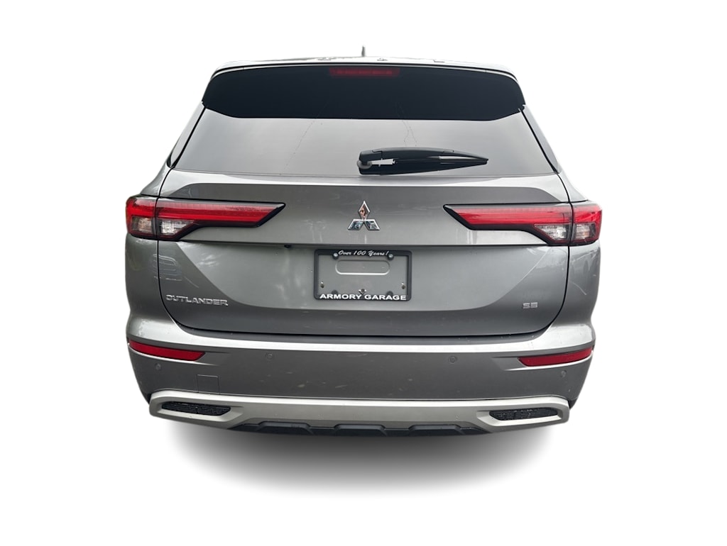 Thumbnail: 2022 Mitsubishi Outlander - 4