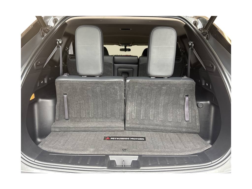 Thumbnail: 2022 Mitsubishi Outlander - 15