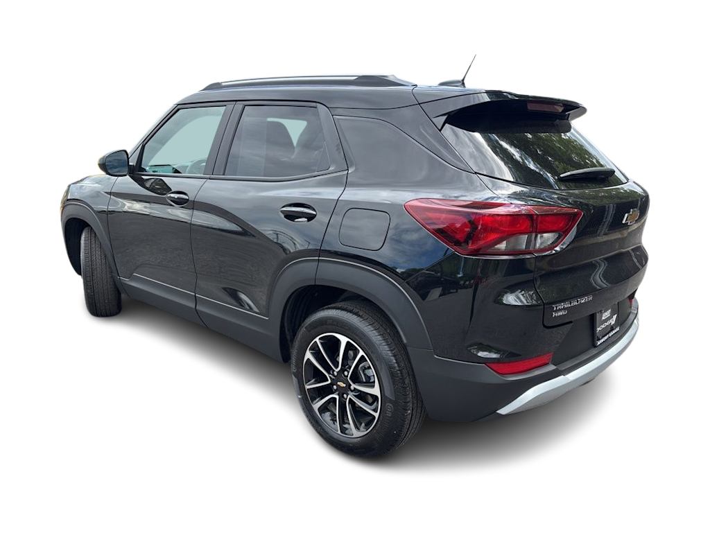 Thumbnail: 2026 Chevrolet TrailBlazer - 3