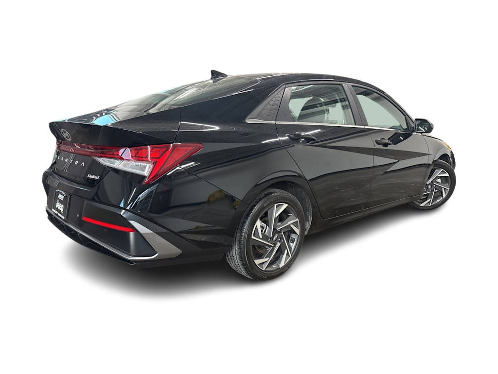 Thumbnail: 2024 Hyundai Elantra - 21