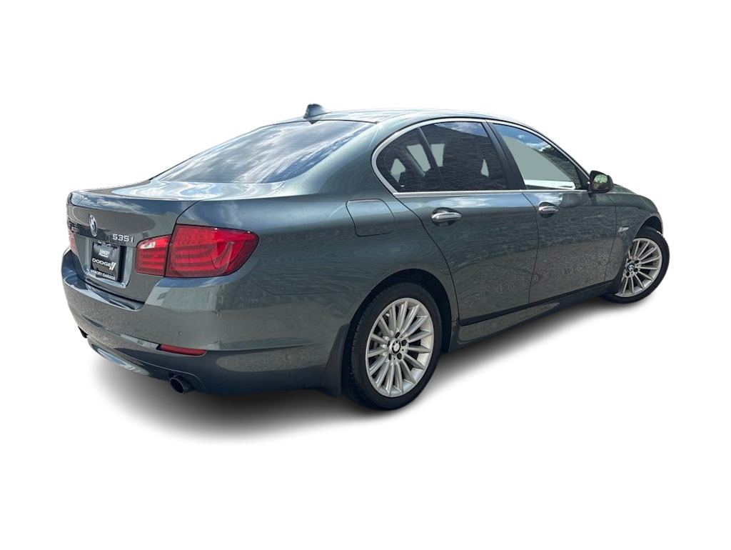 Thumbnail: 2013 BMW 5 Series - 21
