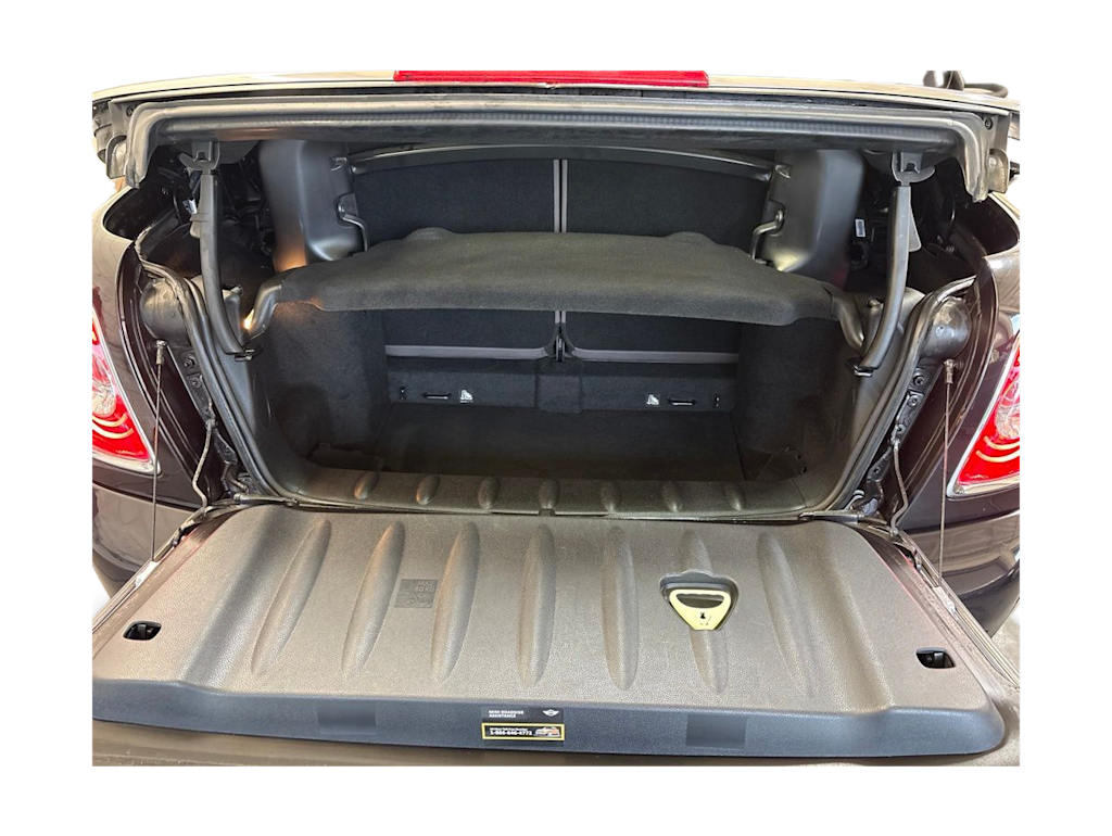 Thumbnail: 2015 MINI Cooper - 16