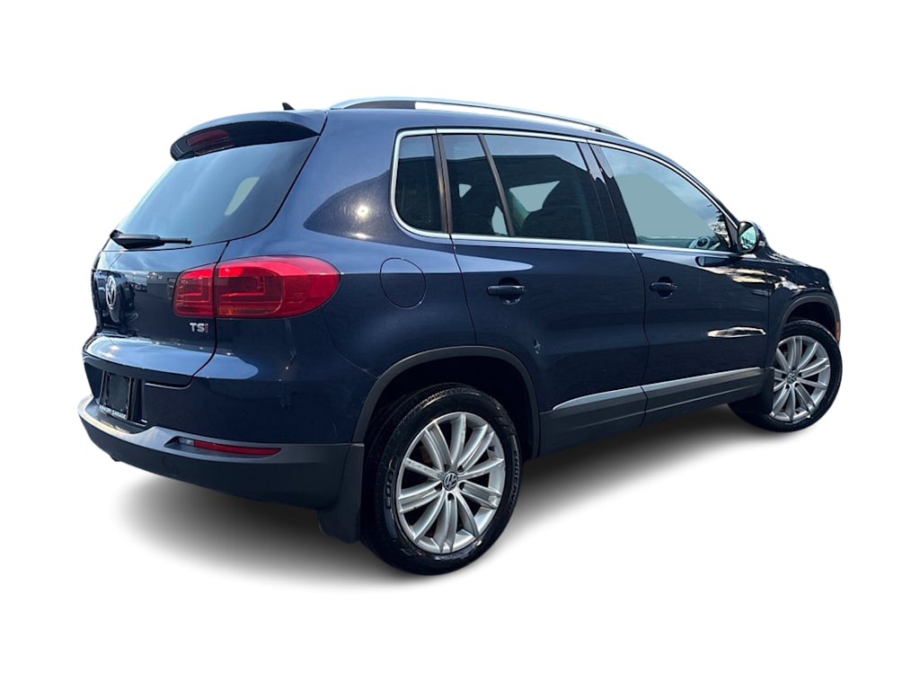 Thumbnail: 2016 Volkswagen Tiguan - 20
