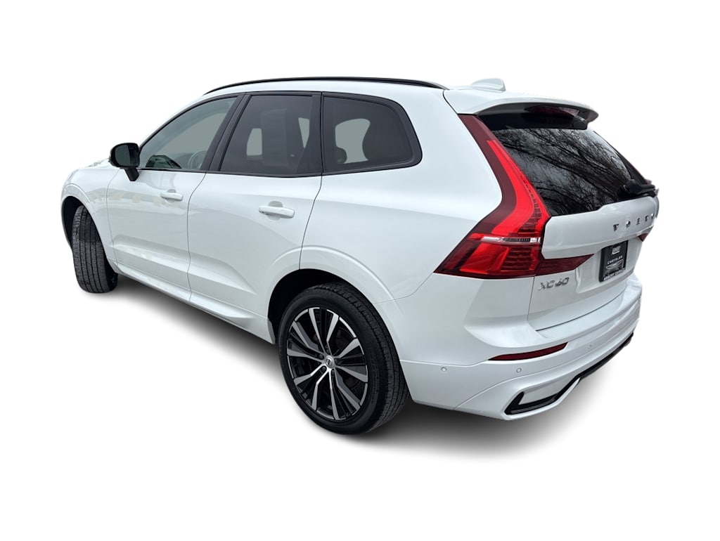 Thumbnail: 2024 Volvo XC60 - 3