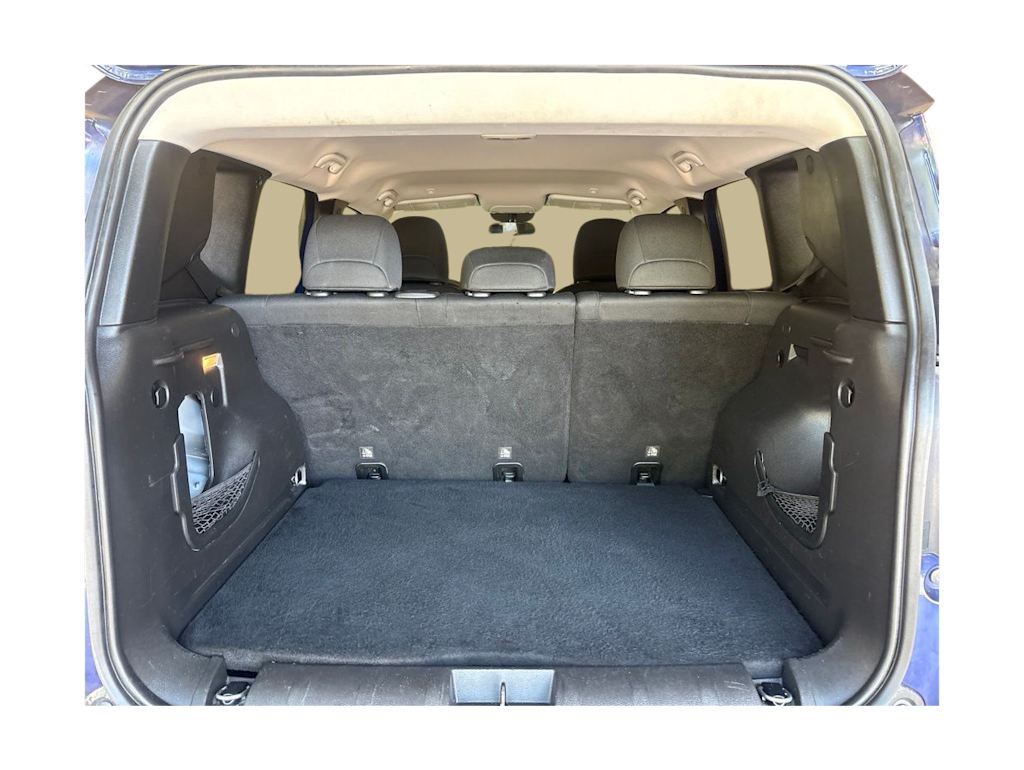 Thumbnail: 2019 Jeep Renegade - 17