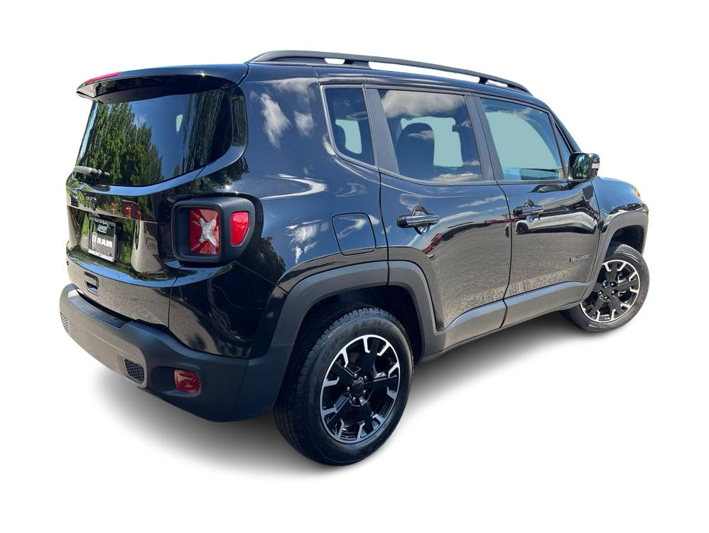 Thumbnail: 2023 Jeep Renegade - 21