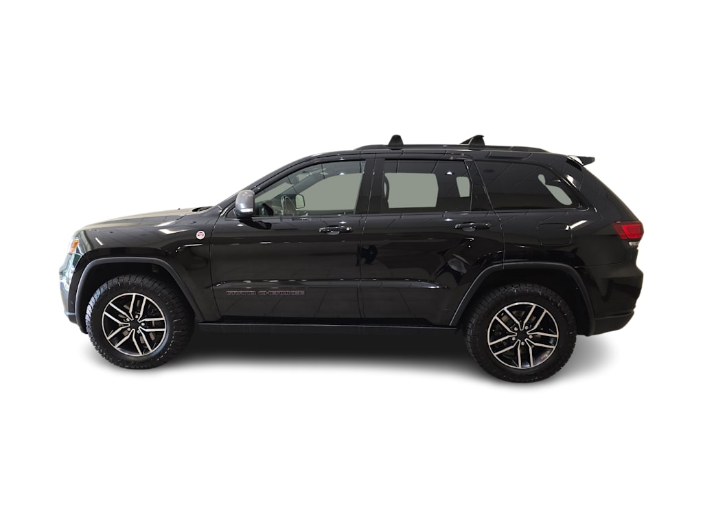 Thumbnail: 2020 Jeep Grand Cherokee - 3