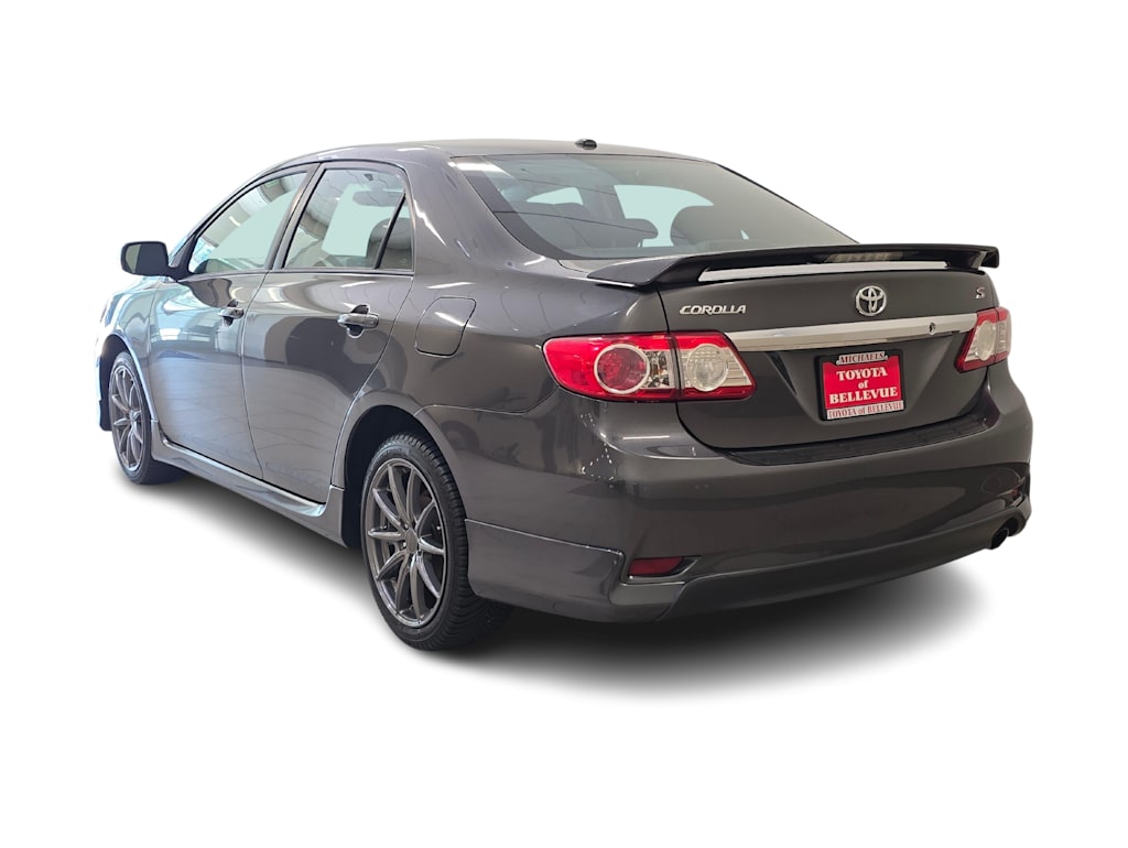 Thumbnail: 2013 Toyota Corolla - 4