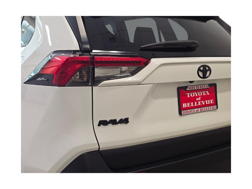Thumbnail: 2023 Toyota RAV4 - 22