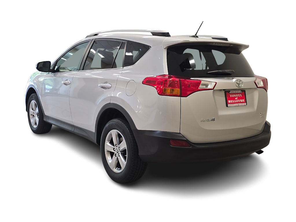 Thumbnail: 2015 Toyota RAV4 - 4