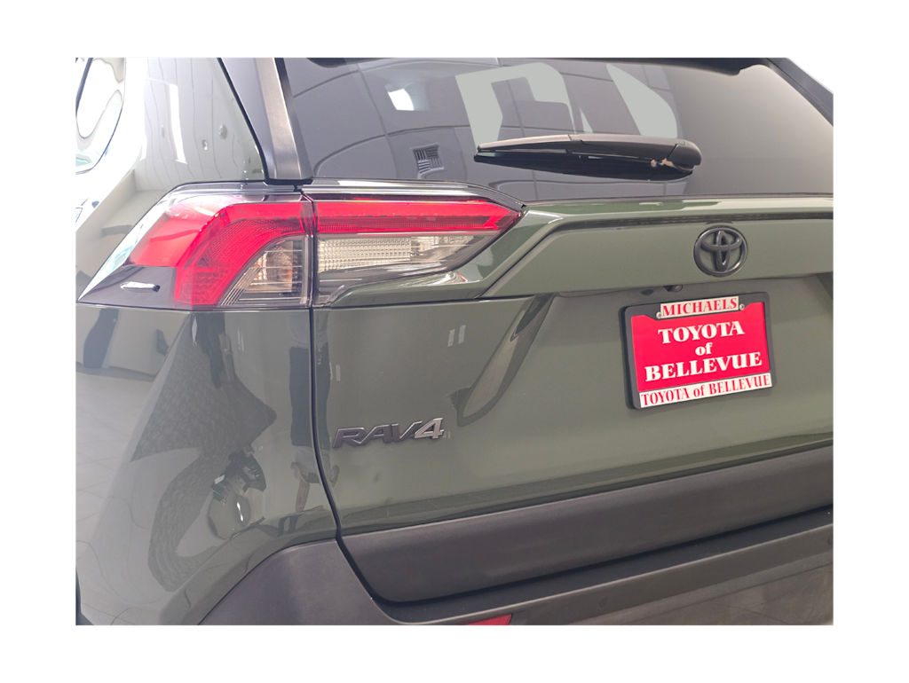 Thumbnail: 2024 Toyota RAV4 - 21
