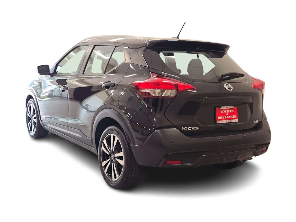 Thumbnail: 2020 Nissan Kicks - 4