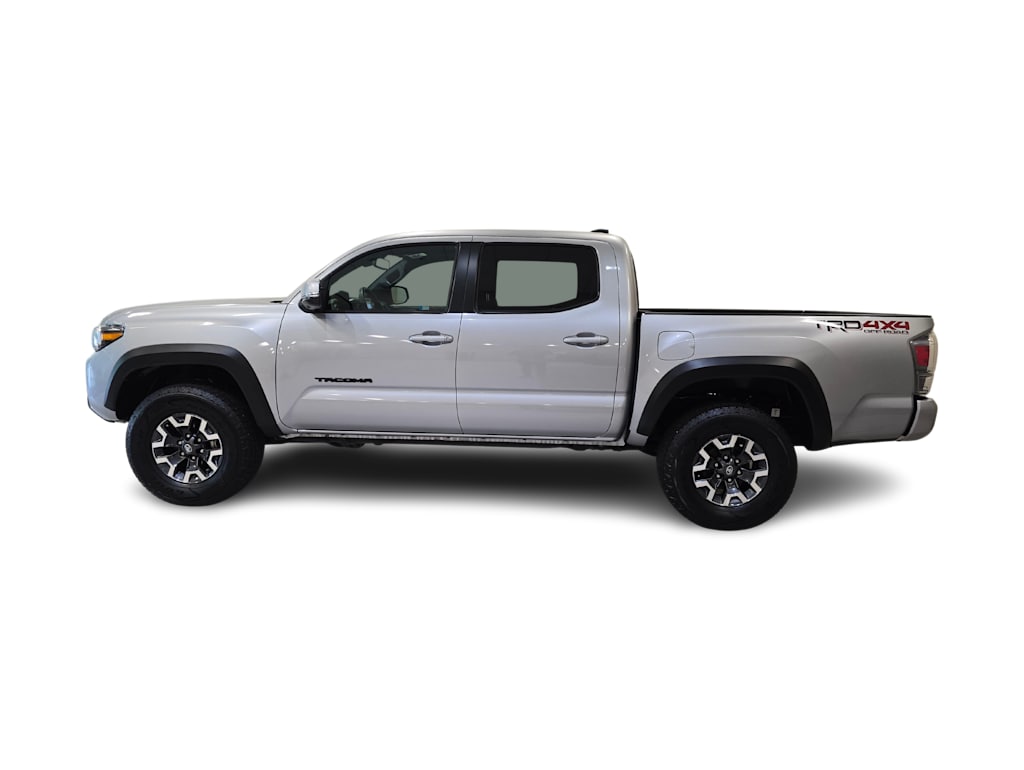Thumbnail: 2021 Toyota Tacoma - 3