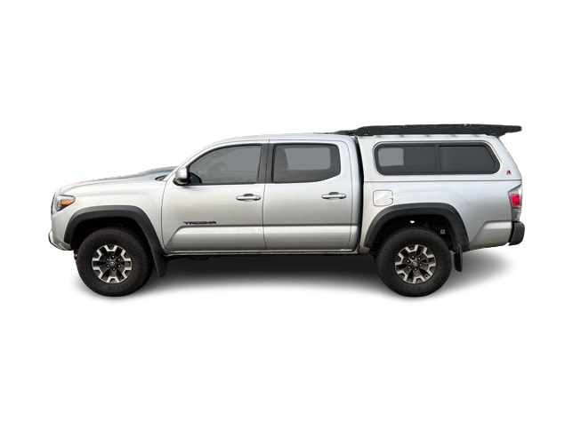 2022 Toyota Tacoma TRD Off-Road 2