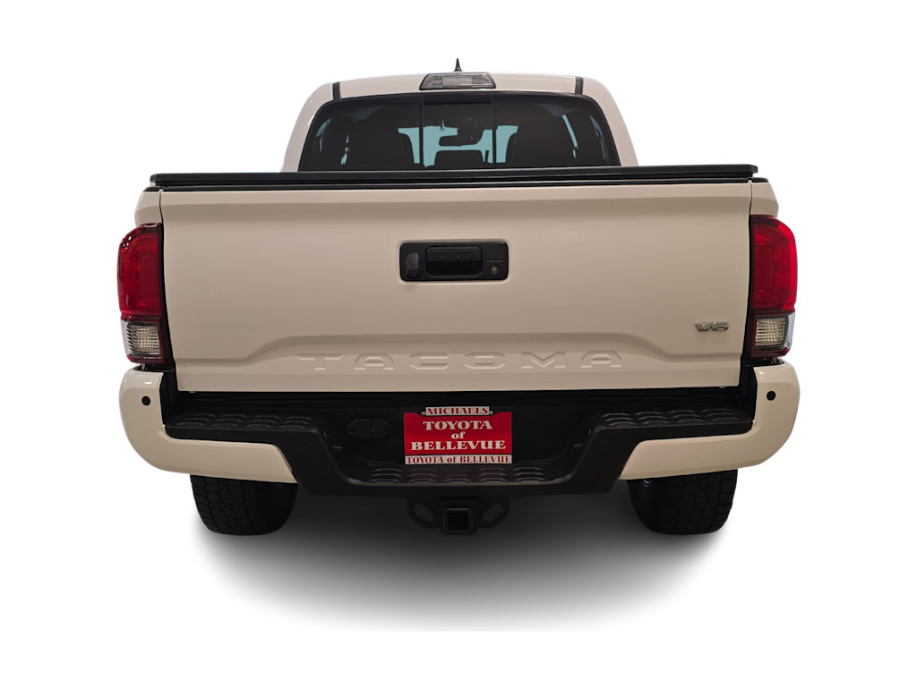 Thumbnail: 2018 Toyota Tacoma - 5