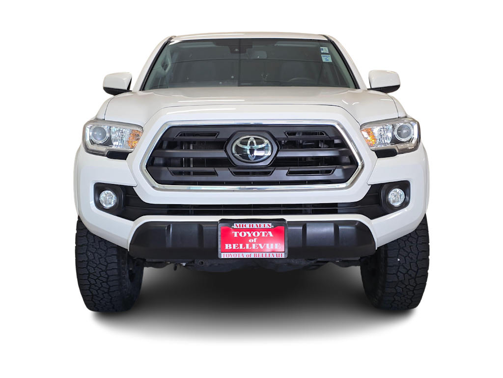Thumbnail: 2018 Toyota Tacoma - 6