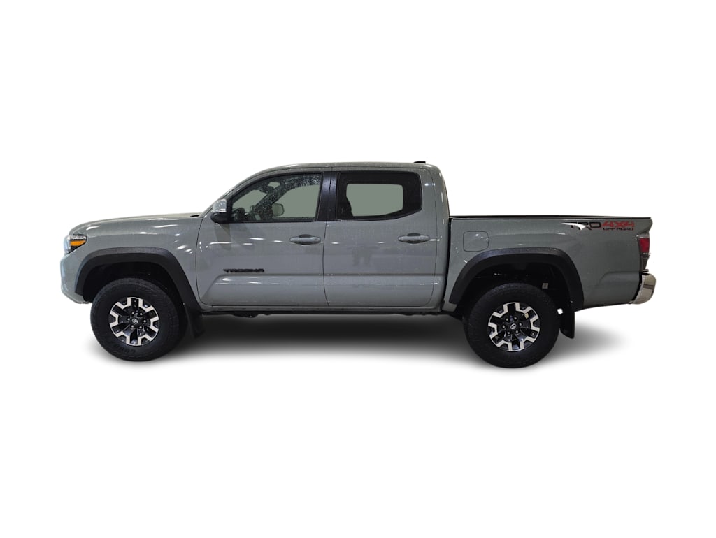 Thumbnail: 2023 Toyota Tacoma - 3