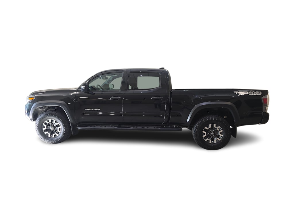 Thumbnail: 2020 Toyota Tacoma - 3