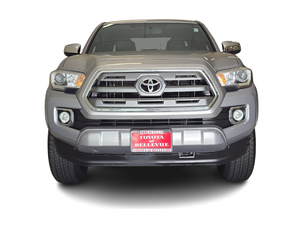 Thumbnail: 2017 Toyota Tacoma - 6