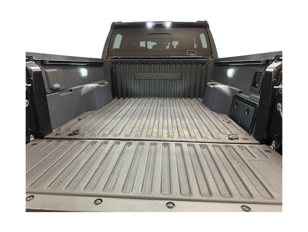 Thumbnail: 2024 Toyota Tacoma - 18