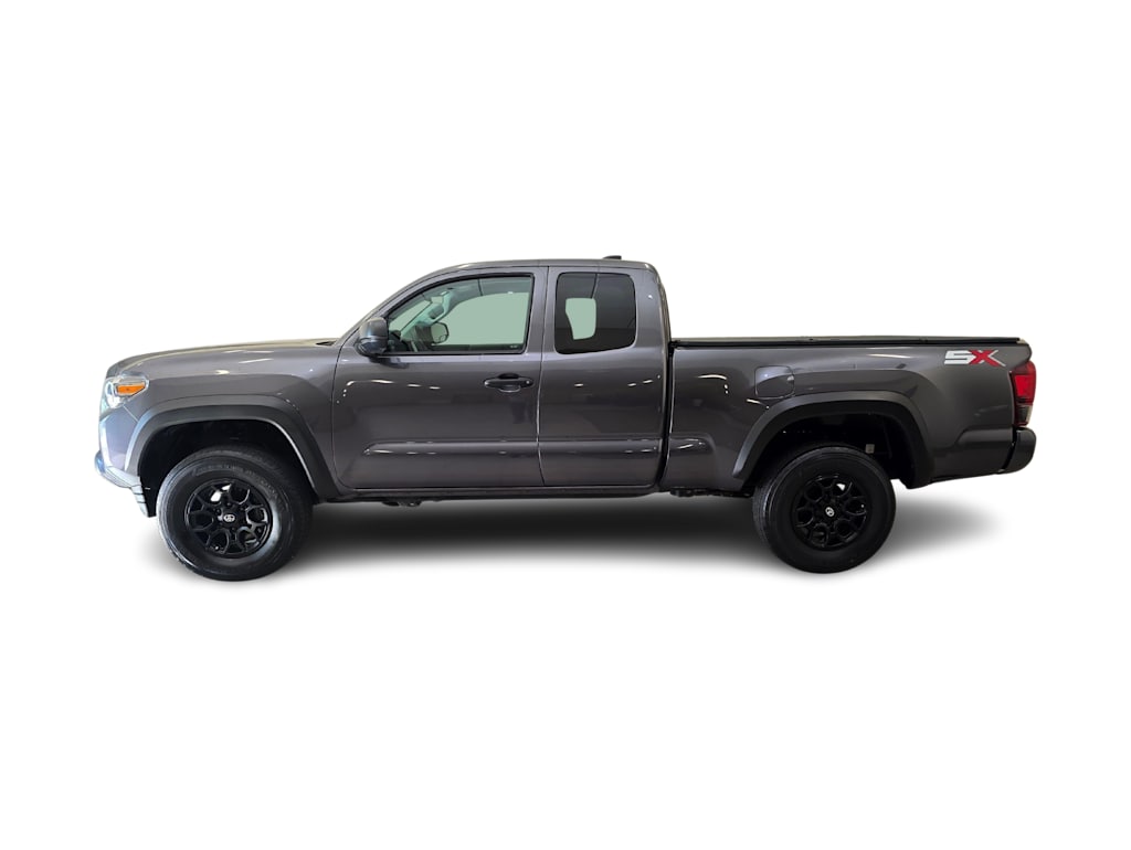 Thumbnail: 2021 Toyota Tacoma - 3