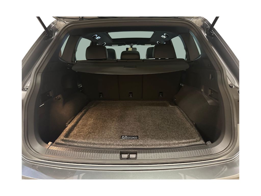 Thumbnail: 2021 Volkswagen Tiguan - 19