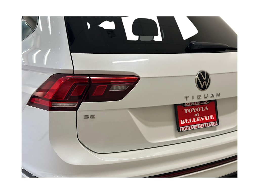 Thumbnail: 2022 Volkswagen Tiguan - 22