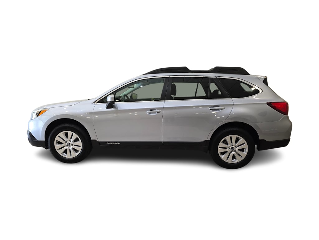 Thumbnail: 2015 Subaru Outback - 3