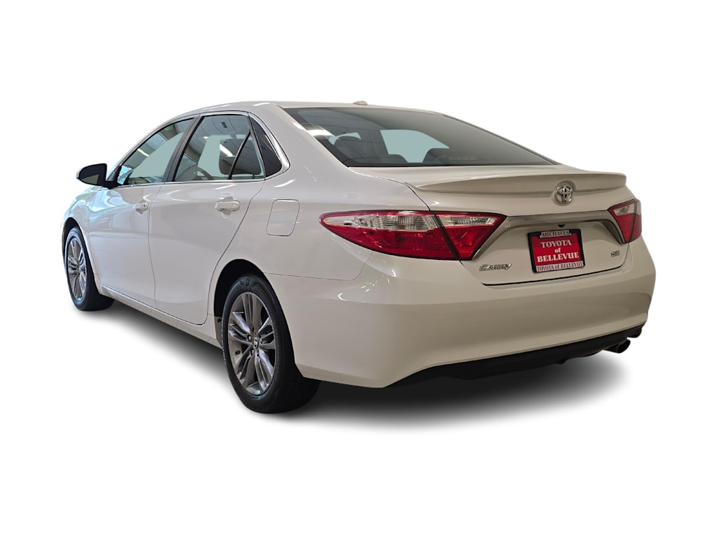 Thumbnail: 2016 Toyota Camry - 4