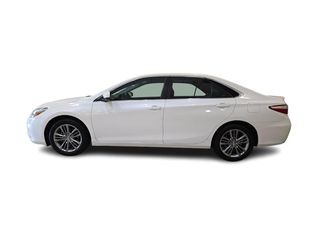 Thumbnail: 2016 Toyota Camry - 3